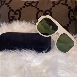 Unique Gucci Sunglasses!